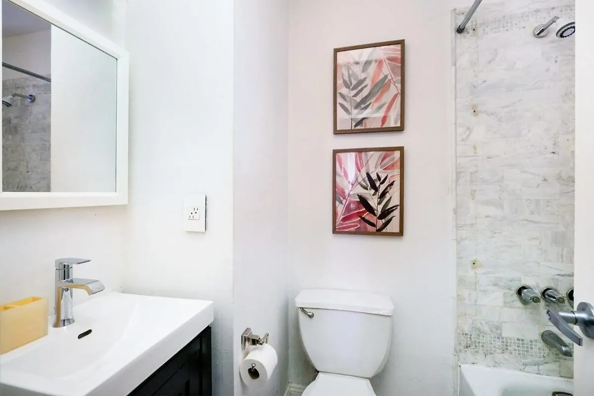 1288-3Rn New Renovated 1 Bedroom In Ues New York 0*,