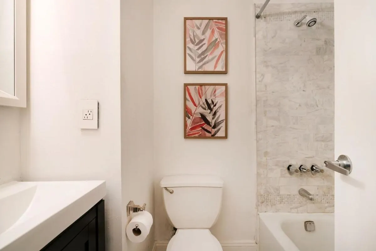 1288-3Rn New Renovated 1 Bedroom In Ues New York Apartment